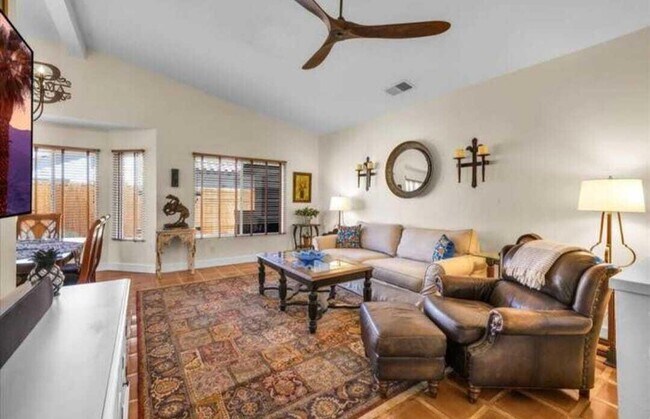 Building Photo - 79595 Marigold Ln
