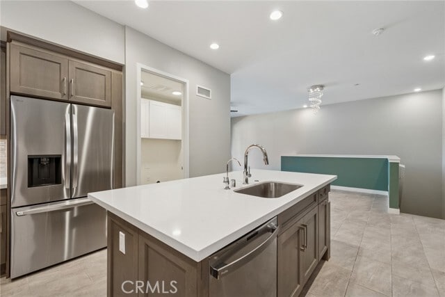 Building Photo - 3189 Doheny Way