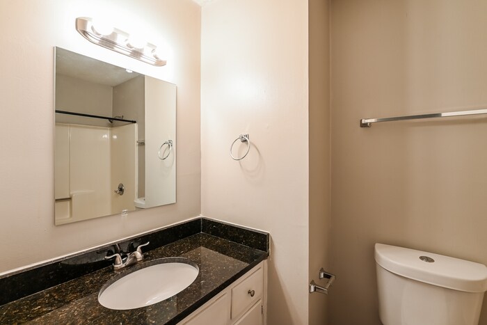 Building Photo - 5205 Birdlake Dr NW