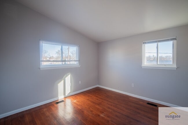 Building Photo - 7411 Kathydale Rd