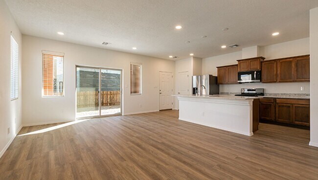 Building Photo - New ST FE Town Home