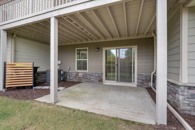 Building Photo - 113 Eagle Wood Dr