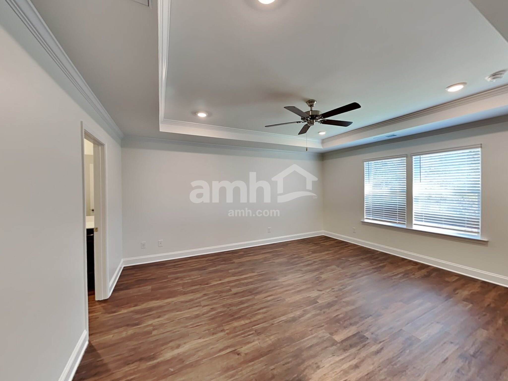 Building Photo - 7424 Garrett Ct