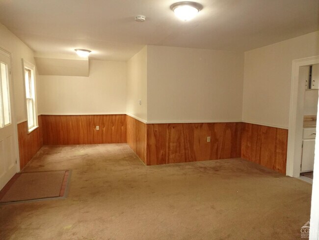 Building Photo - 167 NY-23