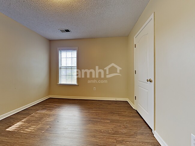 Building Photo - 5633 Michaelson Dr