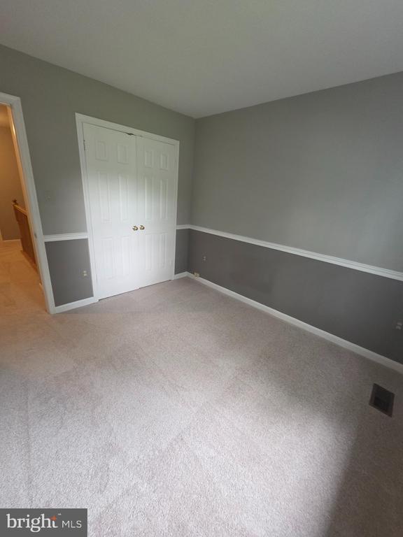 Building Photo - 8235 Tall Timber Dr