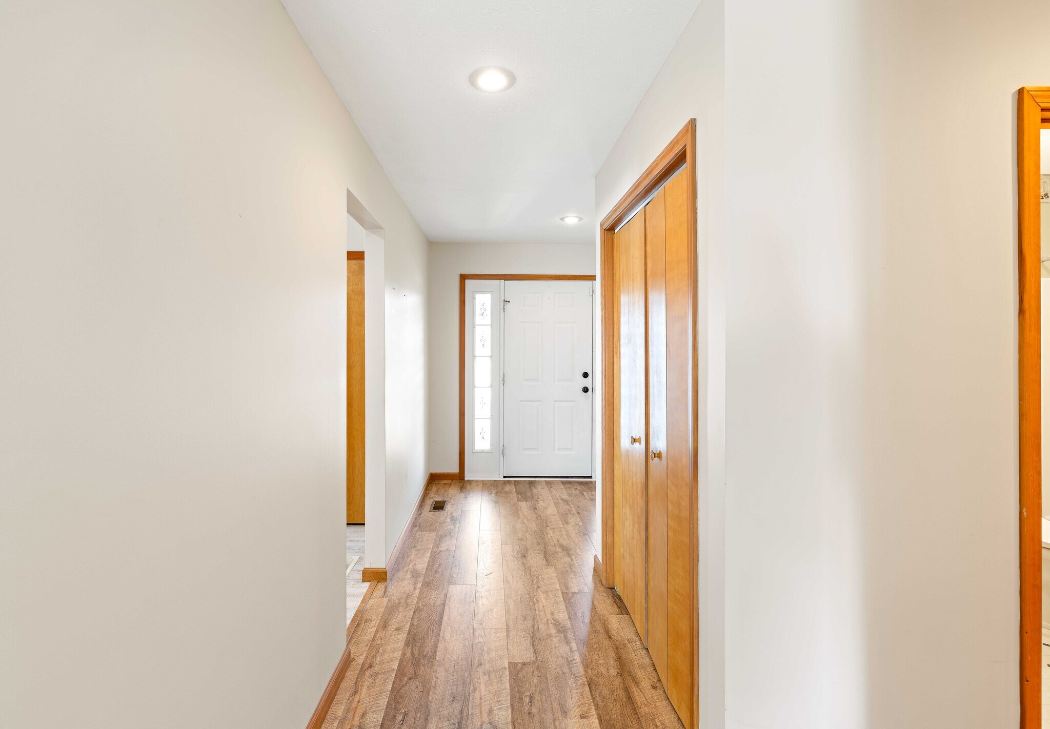 Building Photo - 3442 Berkdale Dr