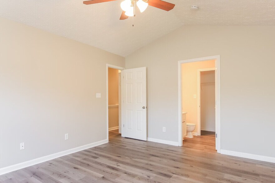 Building Photo - 5700 Brambleton Ave