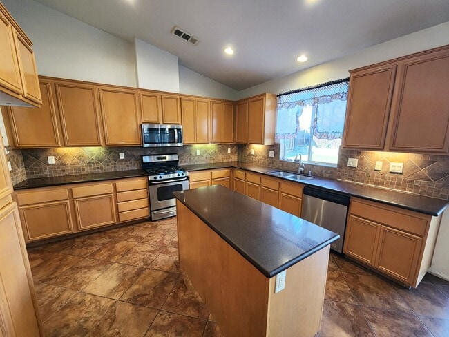 Building Photo - 12510 Colorado Ave