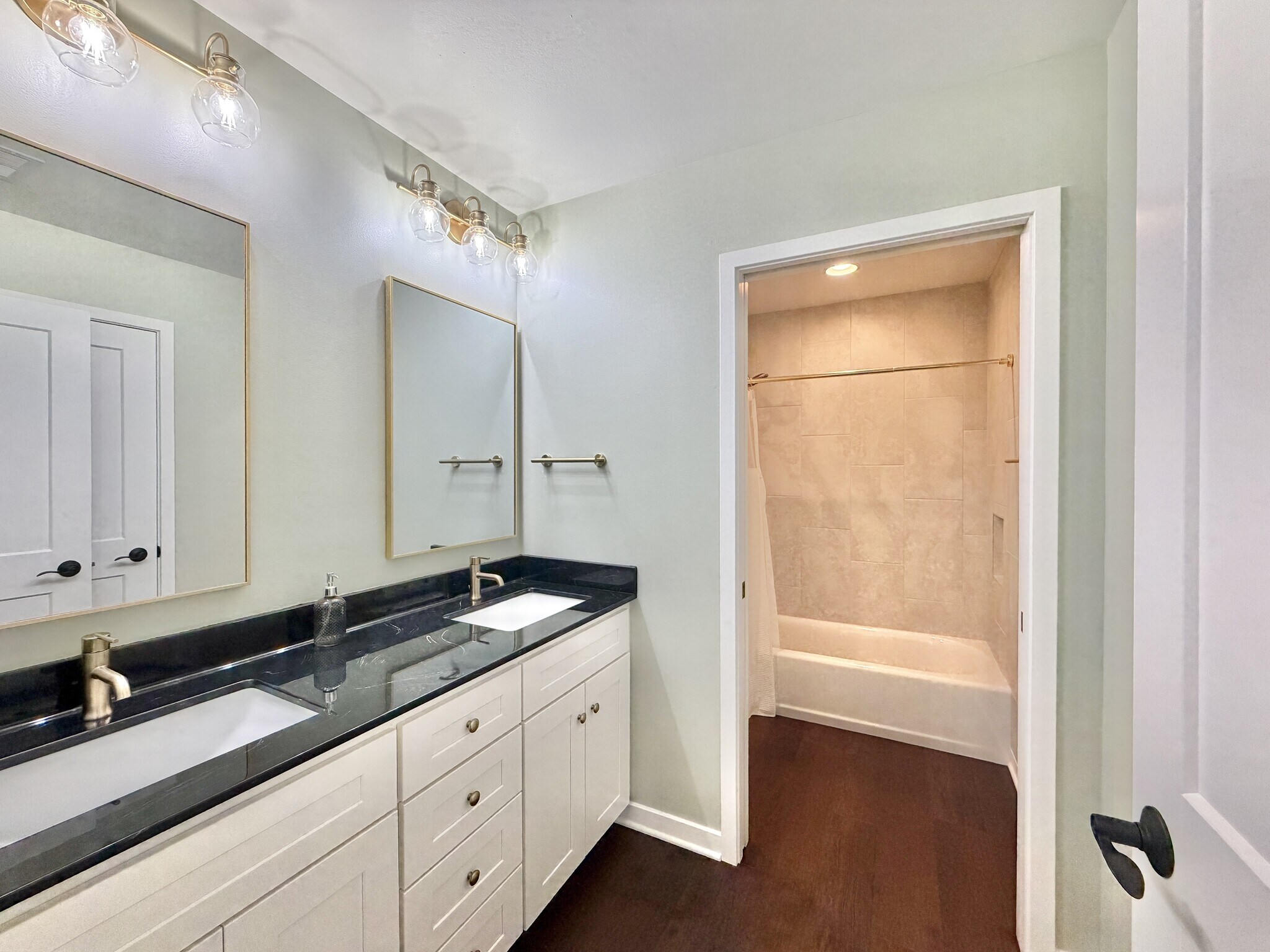 Building Photo - 3184 Warbler Ct