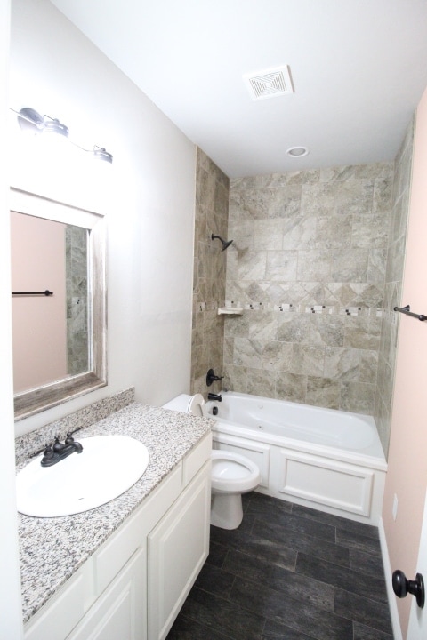 Building Photo - 20558 Pioneer Dr