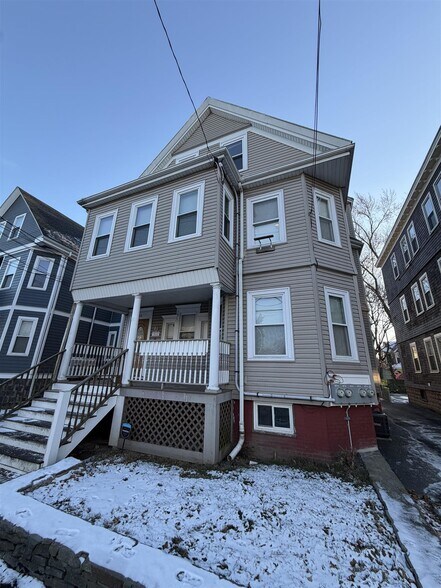 Building Photo - 94 Morrison Ave