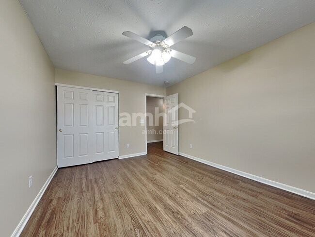 Building Photo - 2051 River Birch Dr