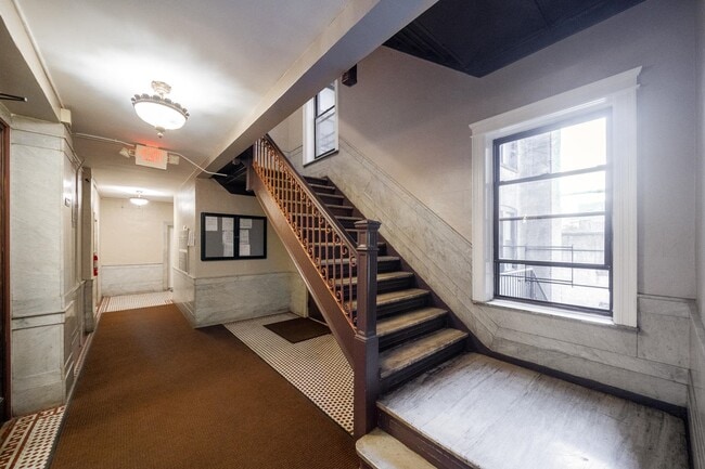 Building Photo - 6601 Broadway