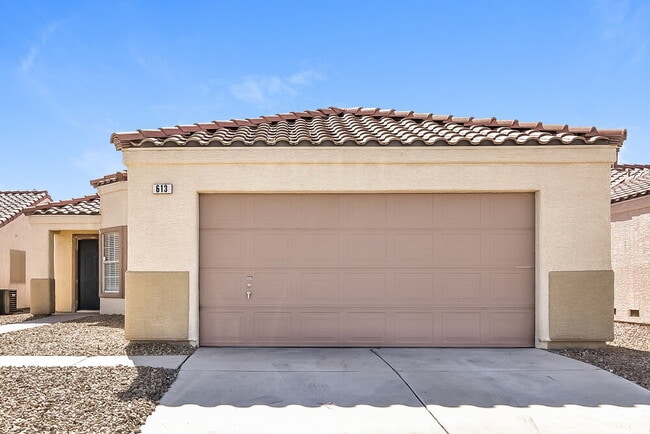 Building Photo - 613 Black Sand Ct