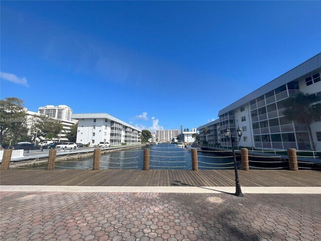 Building Photo - 3750 NE 170th St