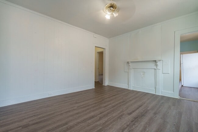 Building Photo - MOVE IN READY 4 Bedroom in Chesapeake!