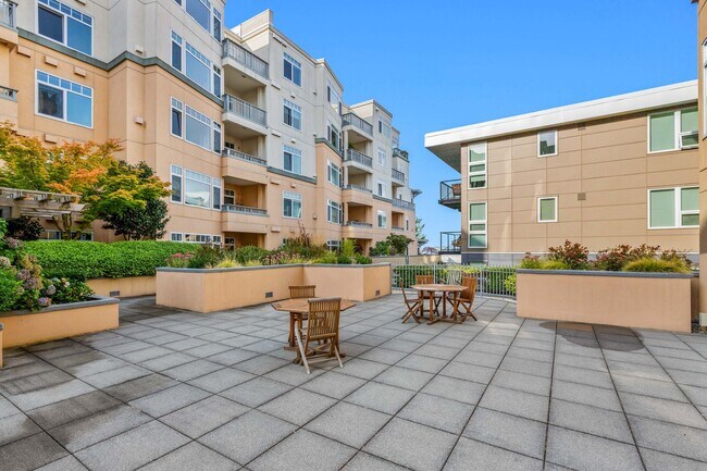 Building Photo - 1Bd/1Ba Kirkland Condo