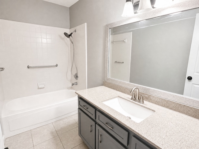 Building Photo - AVAILABLE MAY 18; APPLY ON OUR WEBSITE TODAY!!