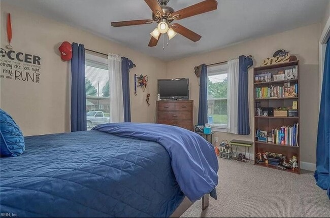 Building Photo - 2609 Brook Stone Dr