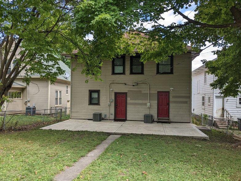 Building Photo - 1518 N Olney St