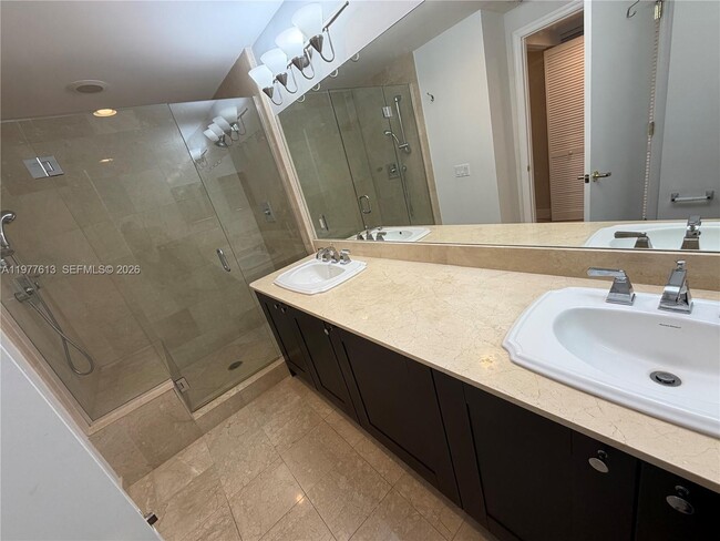 Building Photo - 4100 Salzedo St