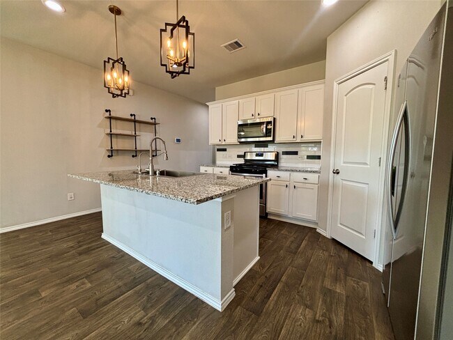 Building Photo - 12241 Trumpetfish Dr