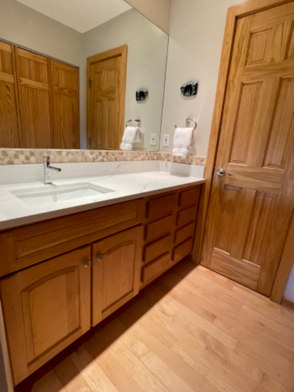 Building Photo - 45 Benthaven Pl