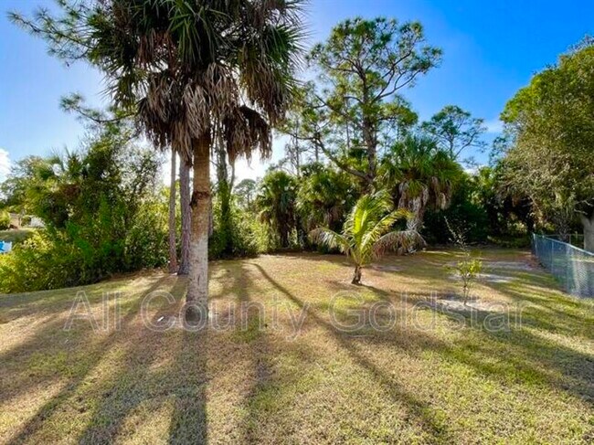 Building Photo - 2485 Traverse Ave