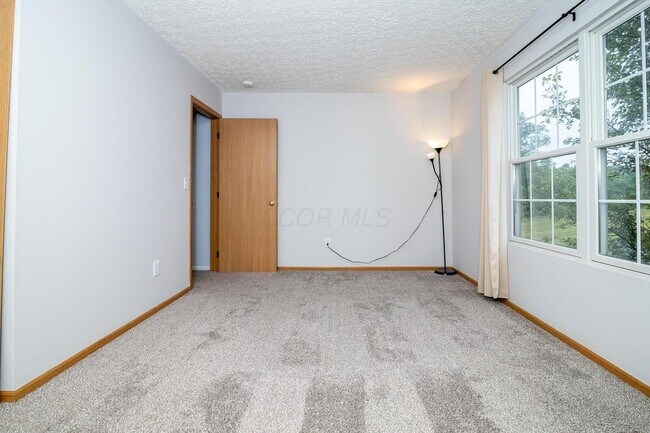Building Photo - 1562 Sargas St