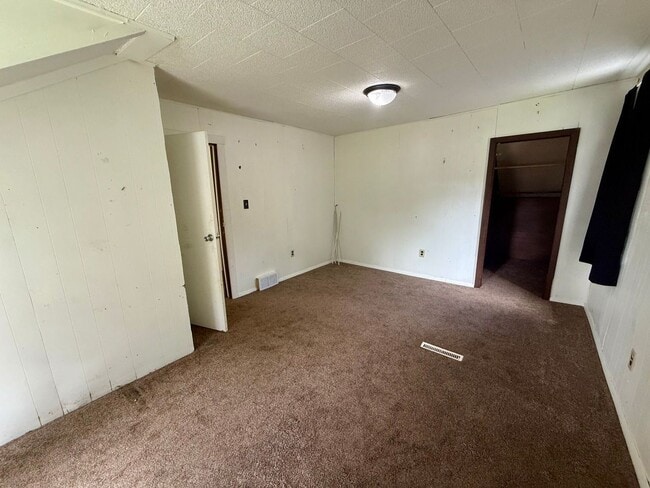 Building Photo - 4 Bed 2 Bath Single Family Home in Wausau