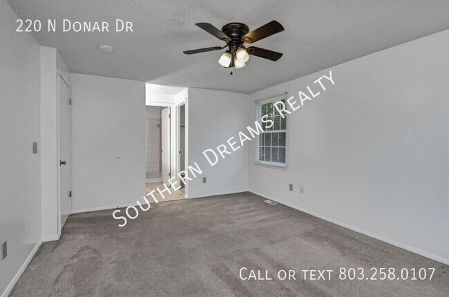 Building Photo - 220 N Donar Dr