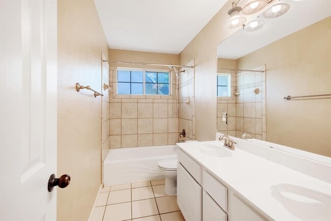 Building Photo - 30103 Wingfoot Cove