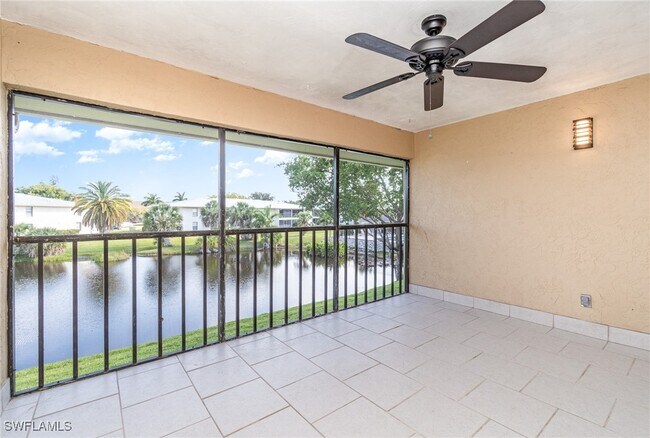 Building Photo - 135 Cypress Way E