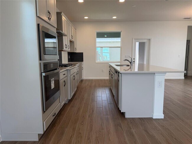 Building Photo - 17334 Beachgrass Aly