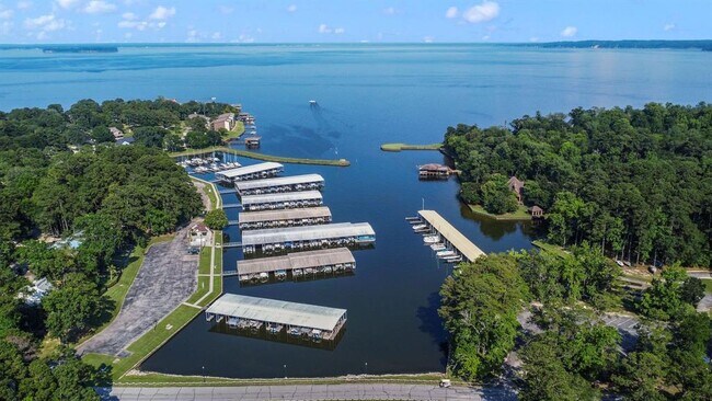 Building Photo - 41 Harbour Row Dr