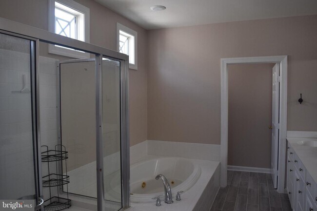 Building Photo - 8315 Kinsley Mill Pl