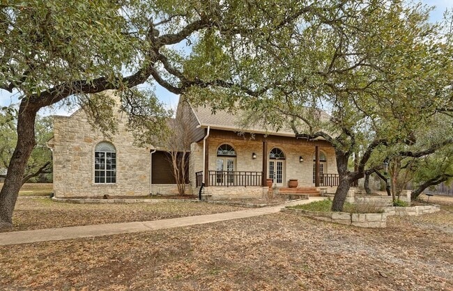 Building Photo - 140 Barton Ranch Cir