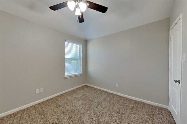 Building Photo - 20602 Birch Rain Ct