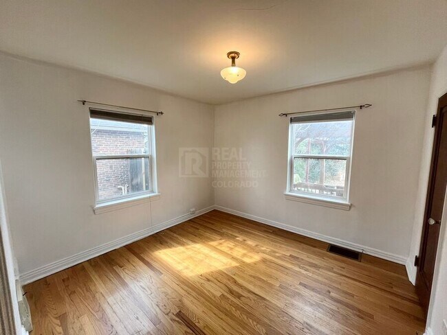 Building Photo - 1400 Willow St