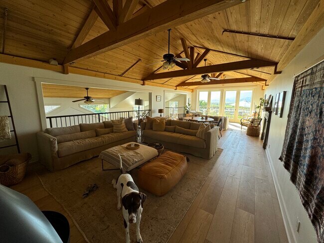 Building Photo - 3730 Roblar Ave