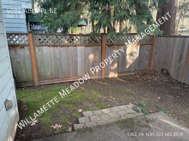 Building Photo - 4084 Aden Pl NE