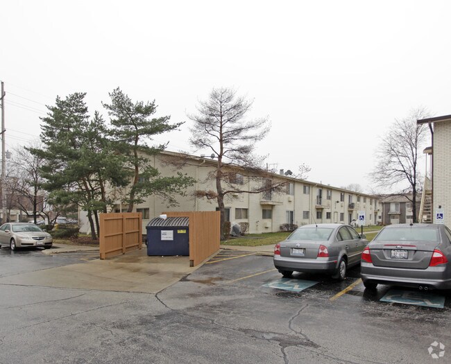 Building Photo - Courtland Square Condominiums