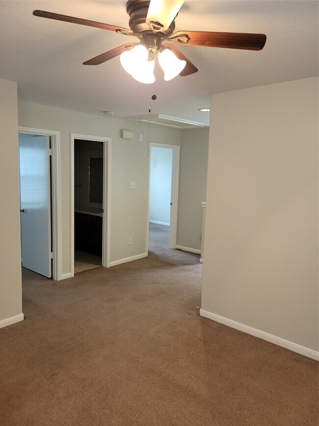 Building Photo - 11815 E Galwan Cir