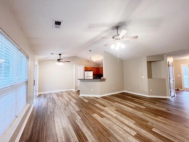 Building Photo - 504 Timber Walk Dr