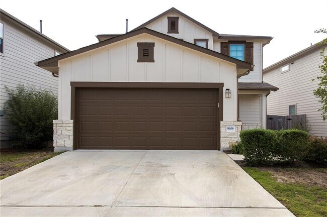 Building Photo - 9109 Garnet Dr
