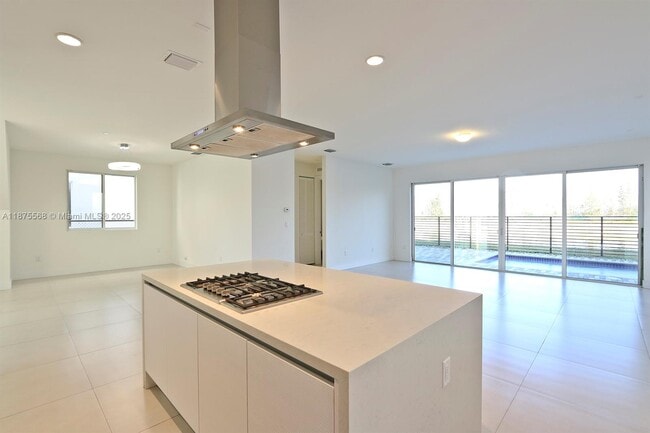 Building Photo - 9745 NW 75th Terrace
