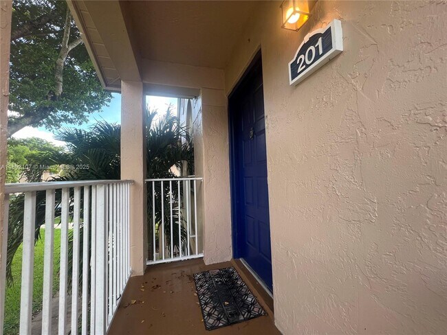 Building Photo - 15751 SW 106th Terrace