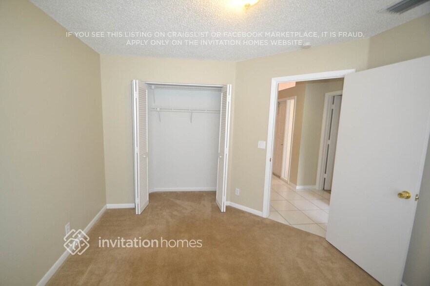 Building Photo - 1796 S Club Dr