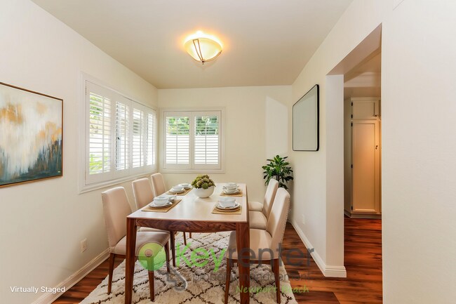 Building Photo - Beautiful Mission Viejo Townhome - Highland Park Community